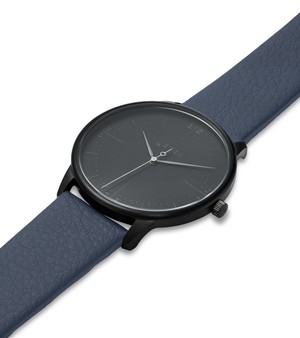 Black & Navy with Black Watch | Aalto from Votch