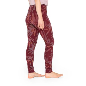 Yoga-Leggings mit Blätterprint aus Bio-Baumwolle mit Elastan, granat gemustert from Waschbär