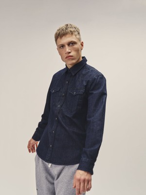 Denim Hemd aus Organic Cotton from WOTE