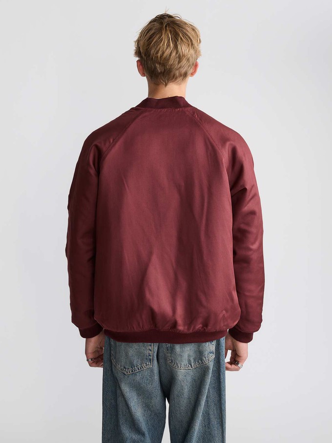 Bruno Wendejacke Garden/Wine from Yahmo