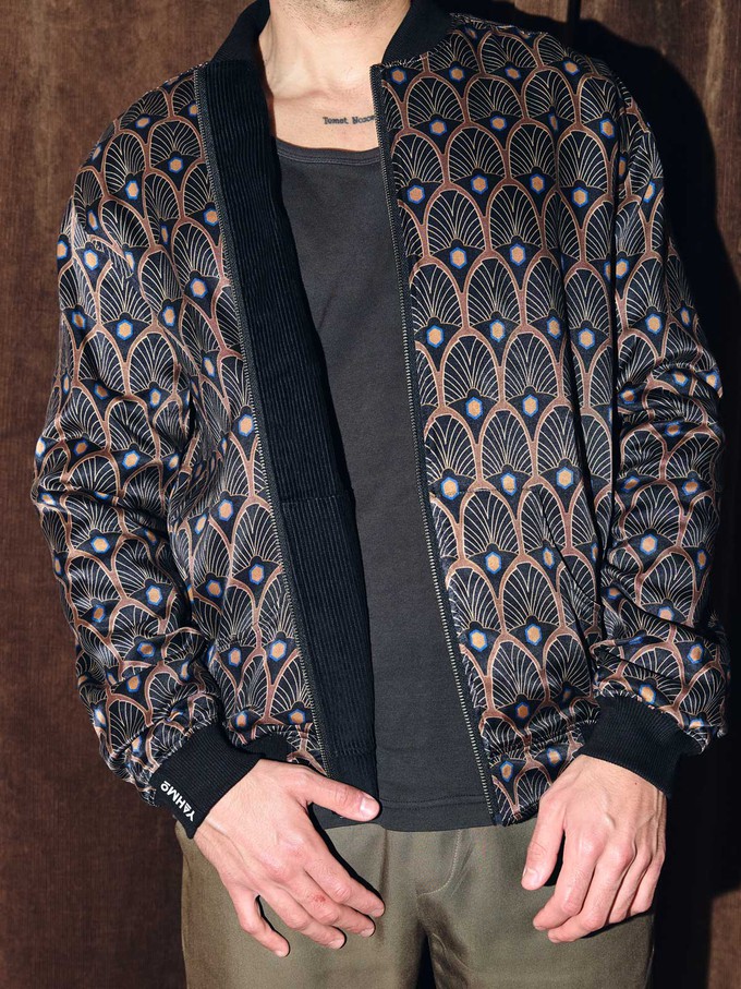 Oskar Wendejacke metropolis/black from Yahmo