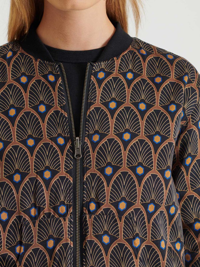 Elsa Wendejacke metropolis/black from Yahmo