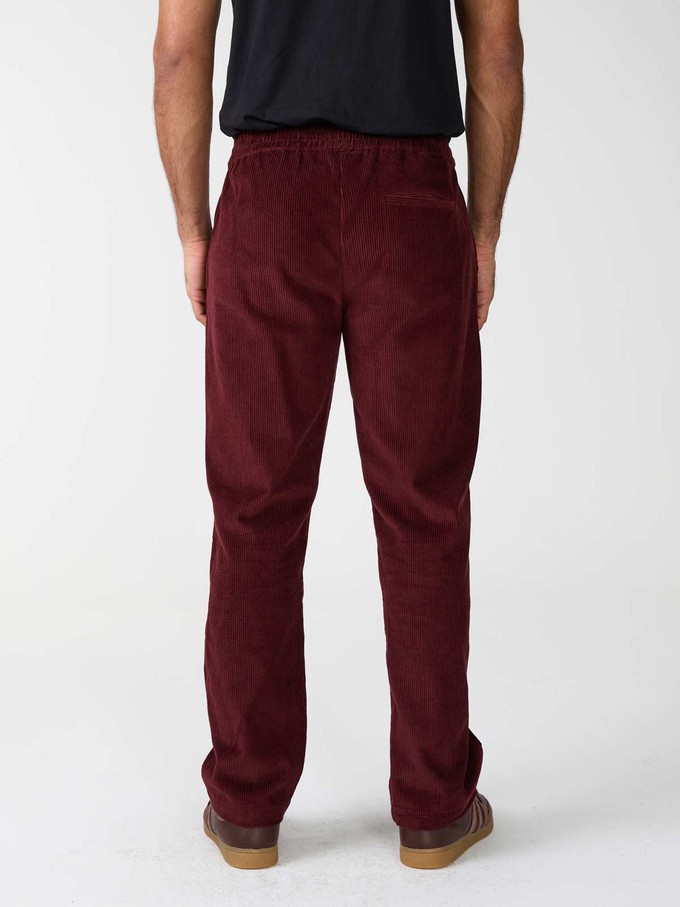 Otmar Hose weinrot from Yahmo
