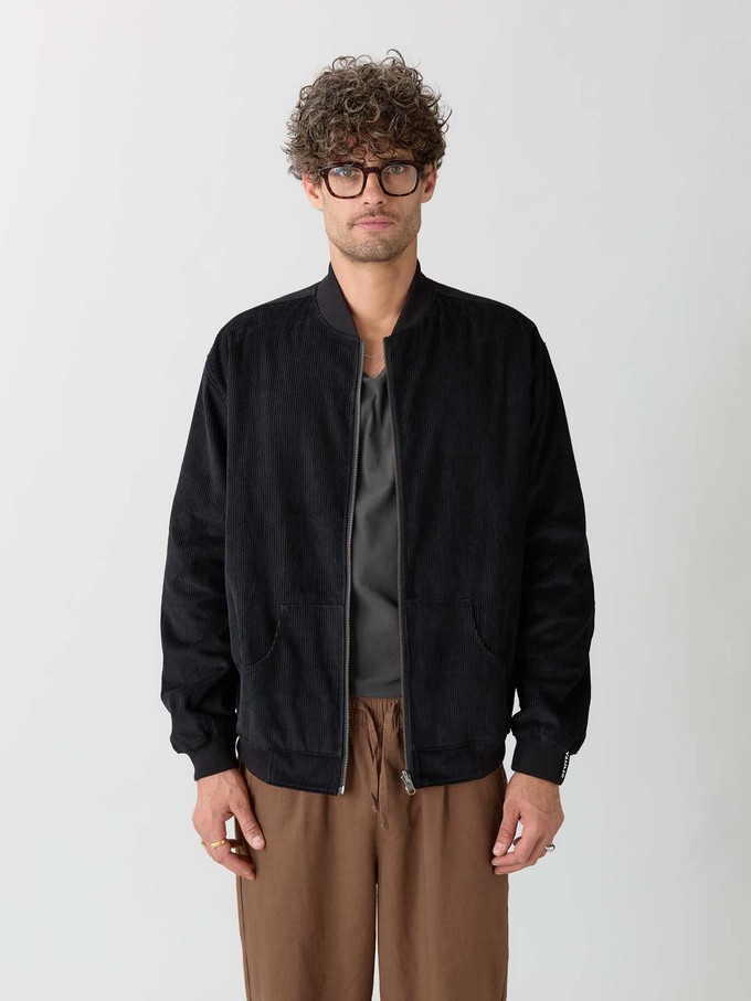 Oskar Wendejacke Metropolis/Black from Yahmo