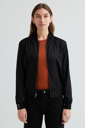 Ruth Wendejacke chestnut/black from Yahmo