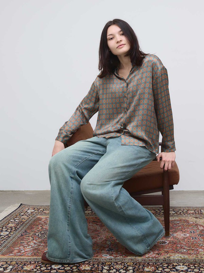 Mona Hemd atlas from Yahmo