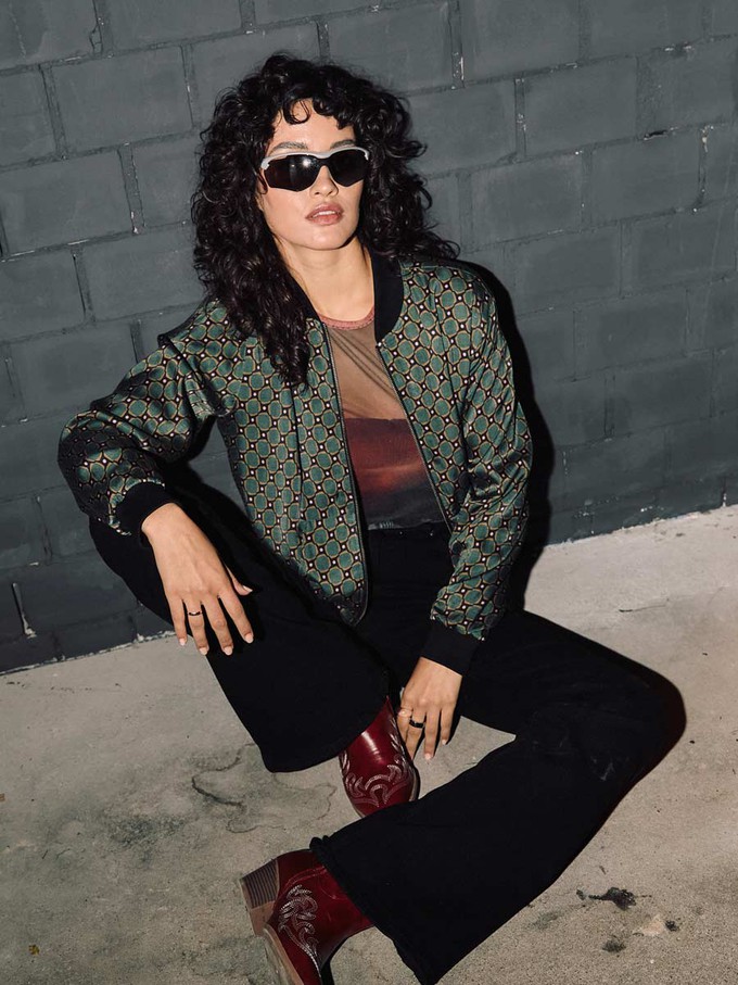 Ruth Wendejacke emerald/black from Yahmo