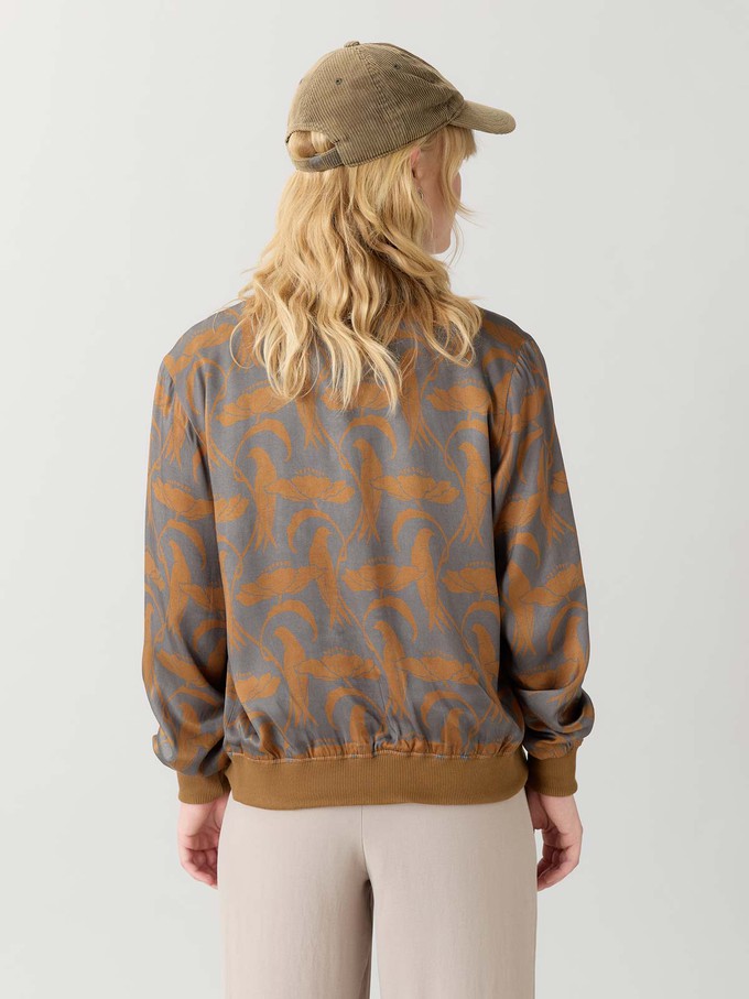 Ruth Wendejacke nouveau/pine from Yahmo