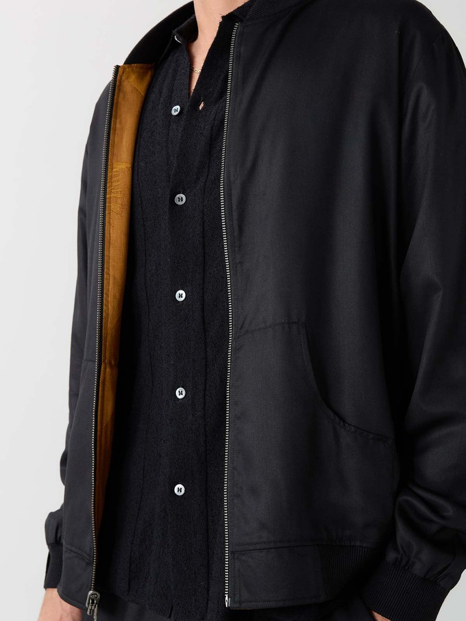 Laslo Wendejacke Sandalwood/Black from Yahmo
