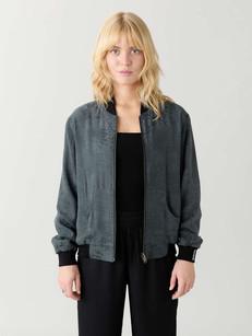 Ruth Wendejacke eclipse/black via Yahmo