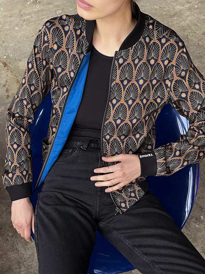 Ruth Wendejacke metropolis/blue from Yahmo