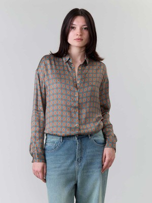 Mona Hemd atlas from Yahmo