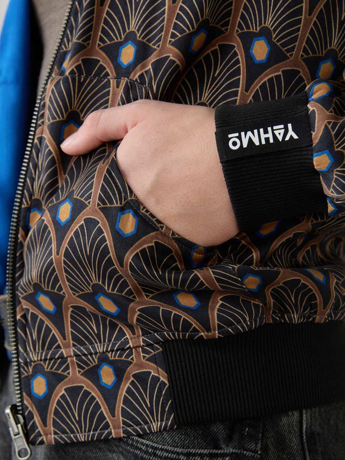 Ruth Wendejacke metropolis/blue from Yahmo