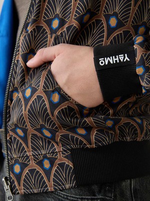Ruth Wendejacke metropolis/blue from Yahmo