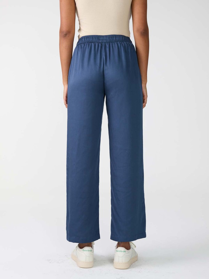 Hilde Hose blau from Yahmo