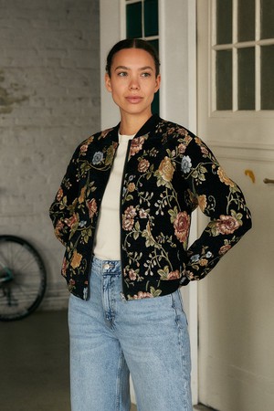 Berta Wendejacke antique/black from Yahmo