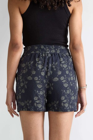 Rosi Shorts Midnight from Yahmo