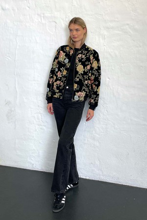 Berta Wendejacke antique/black from Yahmo