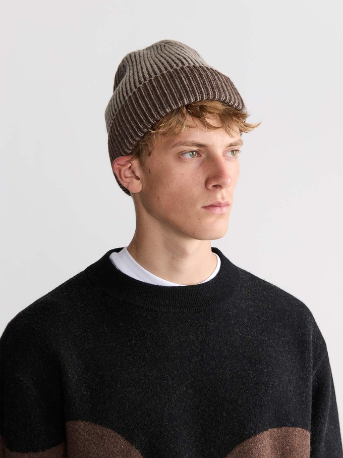 Lou Beanie Braun from Yahmo