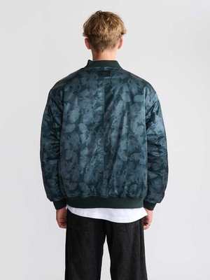 Konrad Wendejacke Shadow/Petrol from Yahmo