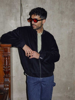 Oskar Wendejacke metropolis/black from Yahmo
