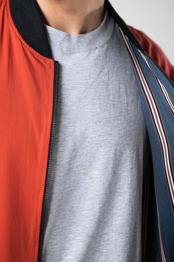 Laslo Wendejacke 1921/mineral red from Yahmo