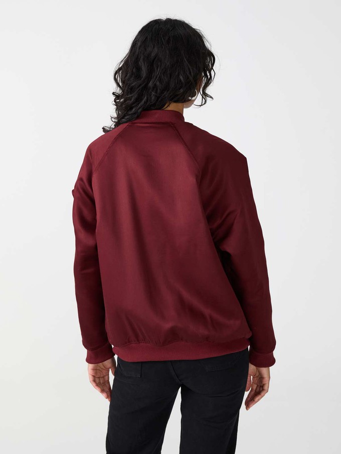 Jette Wendejacke garden/wine from Yahmo