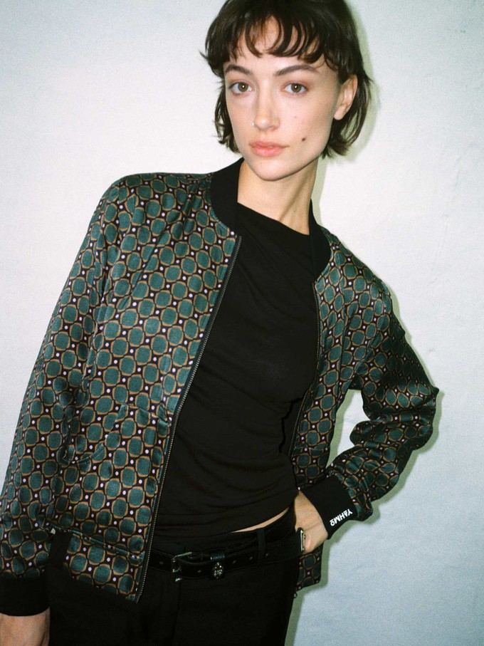 Ruth Wendejacke emerald/black from Yahmo