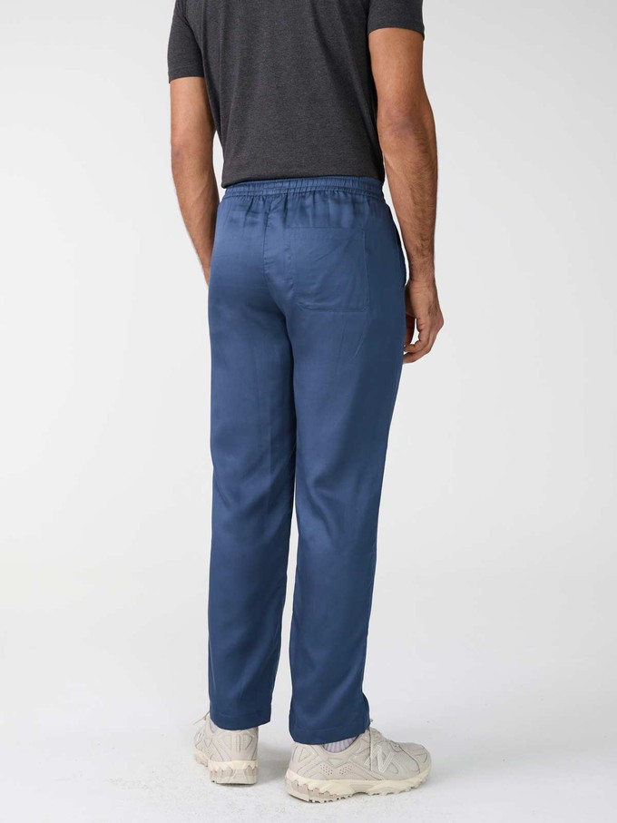 Walter Hose blau from Yahmo