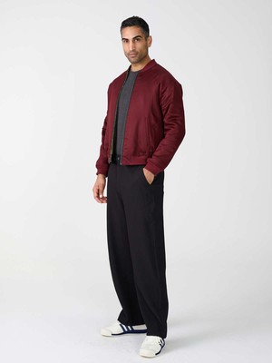 Bruno Wendejacke garden/wine from Yahmo