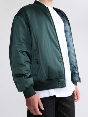Konrad Wendejacke Shadow/Petrol from Yahmo