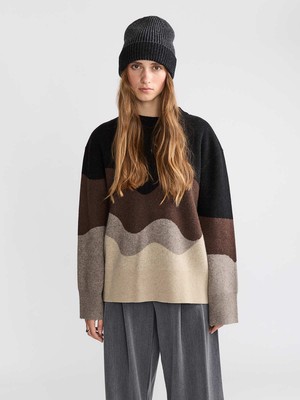 Lou Beanie Schwarz from Yahmo