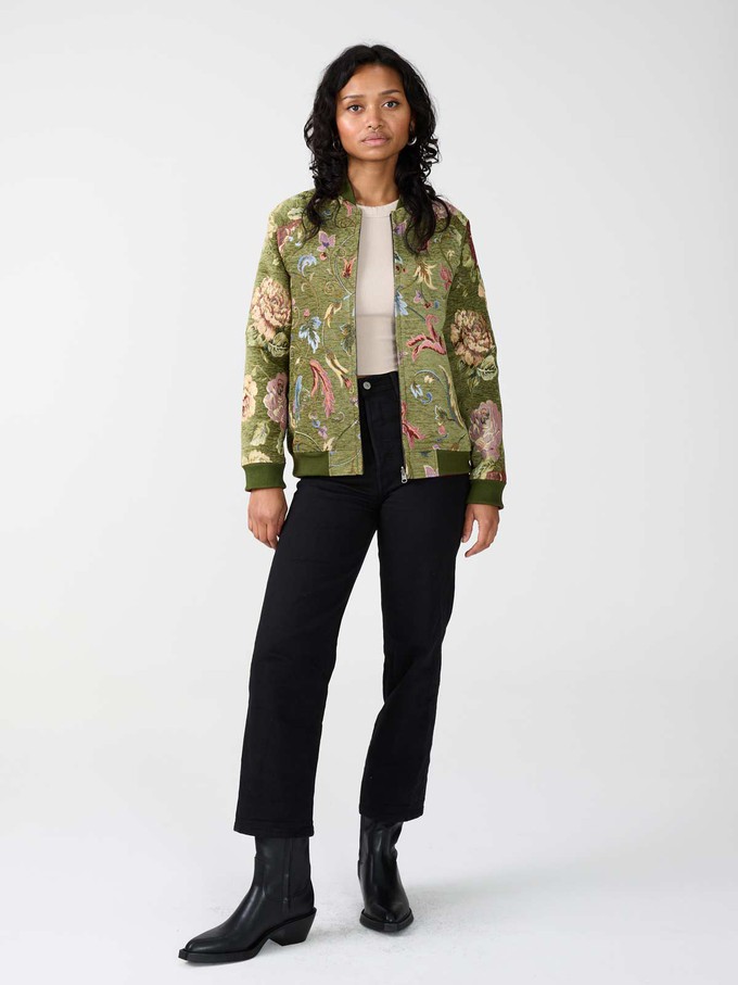 Jette Wendejacke garden/wine from Yahmo