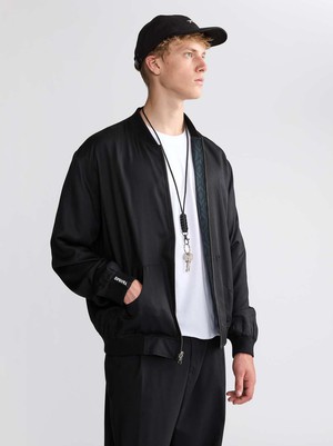 Laslo Wendejacke Opal/Black from Yahmo