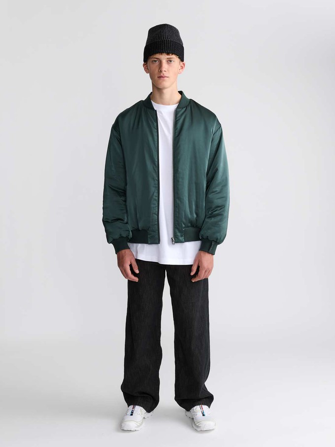 Lou Beanie Schwarz from Yahmo