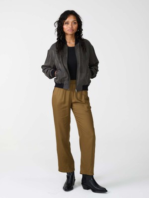 Hilde Hose braun from Yahmo