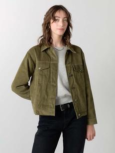 Thea Jacke Oliv via Yahmo