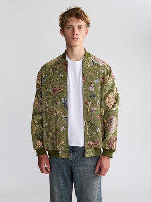 Bruno Wendejacke Garden/Wine from Yahmo
