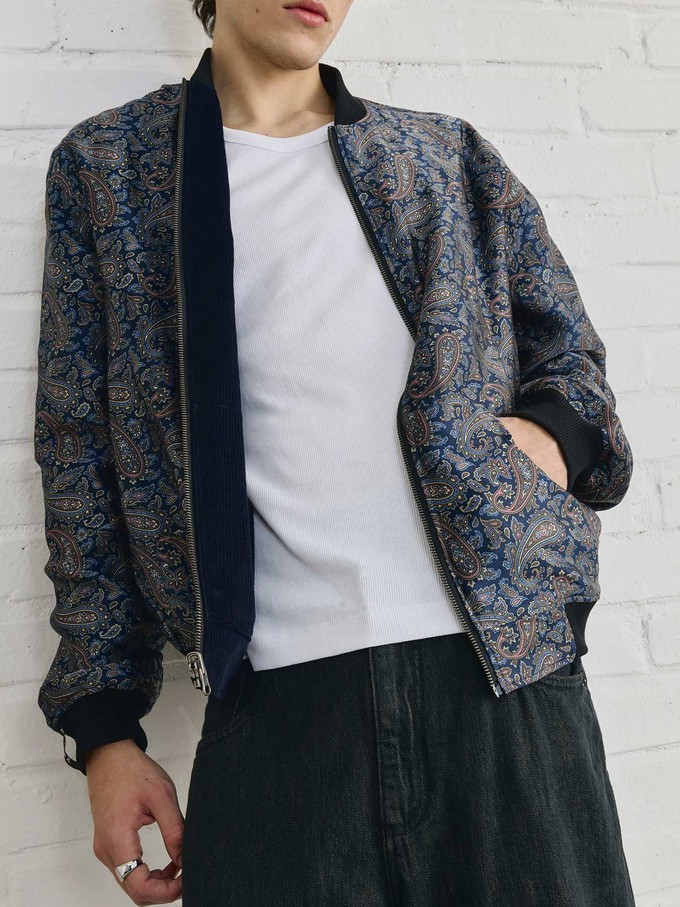 Oskar Wendejacke Paisley/Navy from Yahmo