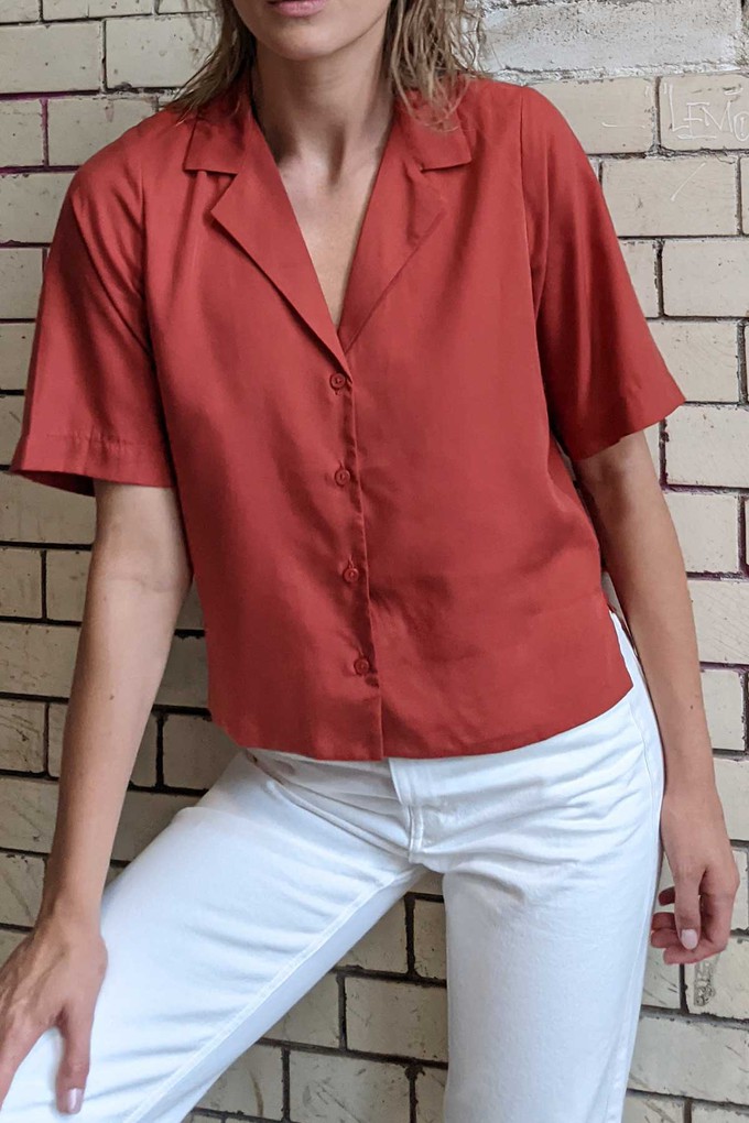 mineral red Shirt Shortsleeve from Yahmo