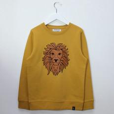 Kids sweater ‘Oeh Lion’ – Ocre via zebrasaurus