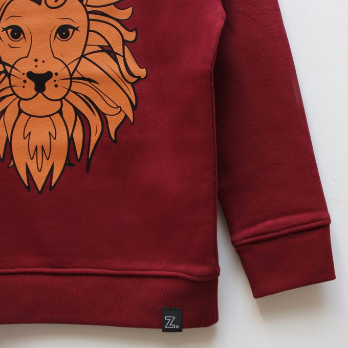 Kinds sweater ‘Oeh Lion’ – Burgundy from zebrasaurus