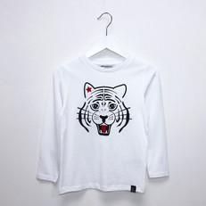 Kids long sleeve t-shirt ‘White as snow tiger’ – White via zebrasaurus