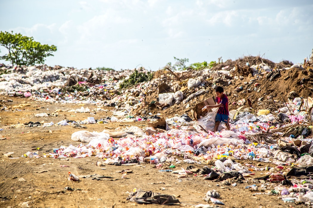 Für weniger Mikroplastik in den Ozeanen: Was kannst du aktiv tun?