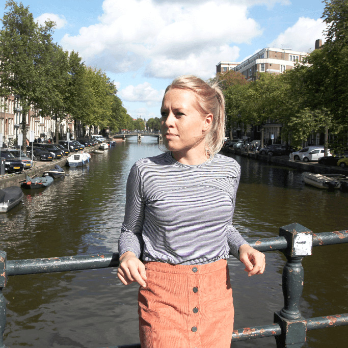Long Sleeve Top Black/White Organic Cotton from Mae Sue Long Sleeve Top Black/White Organic Cotton from Mae Sue