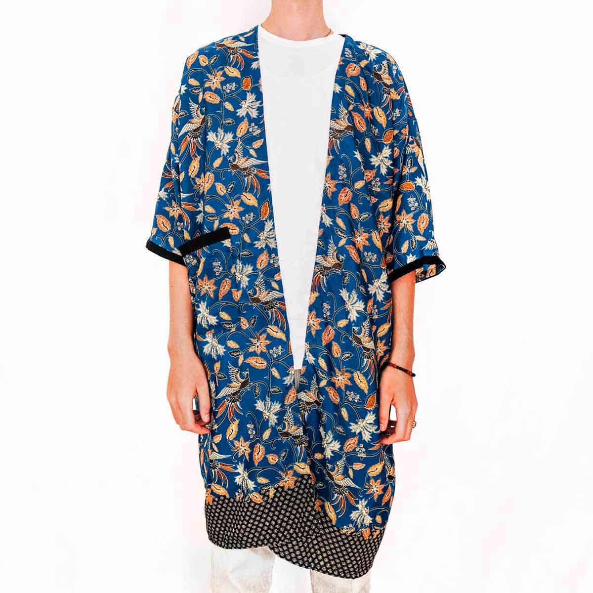 Men Dancing Bird Kimono from Malimo Men Dancing Bird Kimono from Malimo