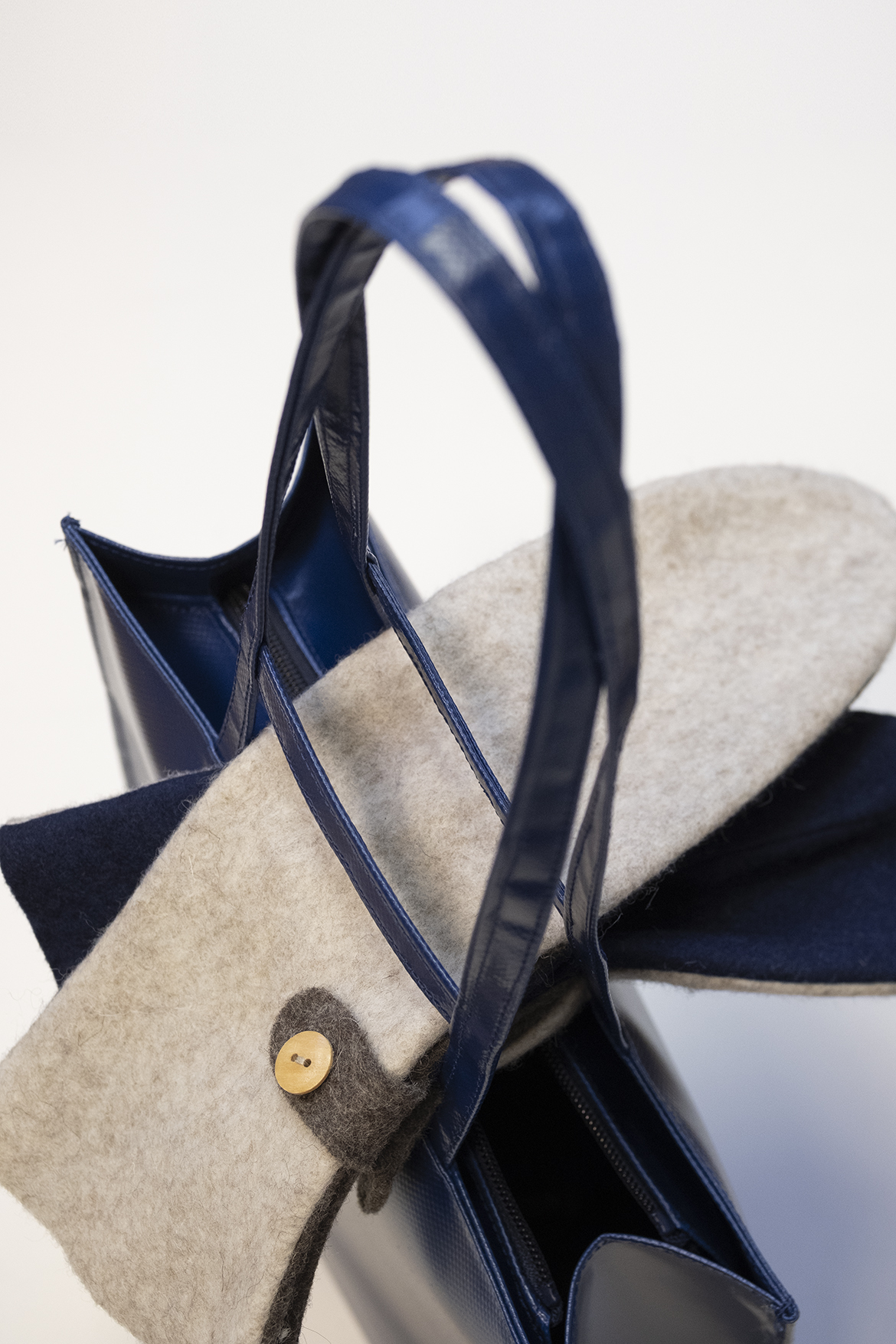 Truck Tarp Handbag | double grip from Pepavana Truck Tarp Handbag | double grip from Pepavana